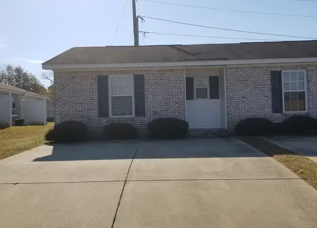 Property at 63 Coats Cir, Benson, NC, 27504, 1 bed, 1 bath, [object Object]