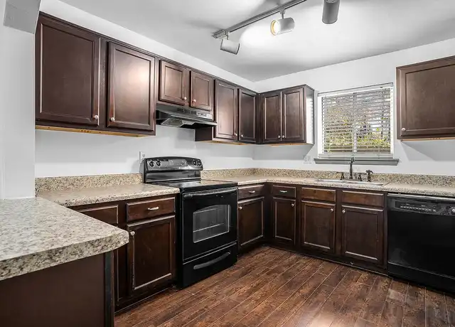 Property at Central Station - 1620 15th Ave S, Birmingham, AL, 35205, 2 beds, 1 bath, [object Object]