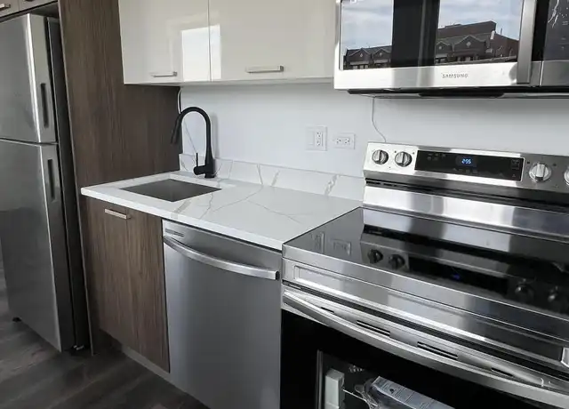 Property at 1555 W Hollywood Ave Unit 313, Chicago, IL, 60660, 0 beds, 1 bath, [object Object]