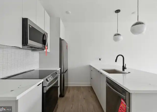 Property at 139 W Chelten Ave Unit 402, Philadelphia, PA, 19144, 1 bed, 1 bath, [object Object]