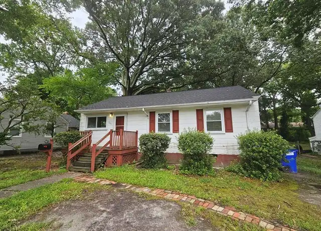 Property at 701 Dudley Ave, Norfolk, VA, 23503, 3 beds, 1 bath, [object Object]