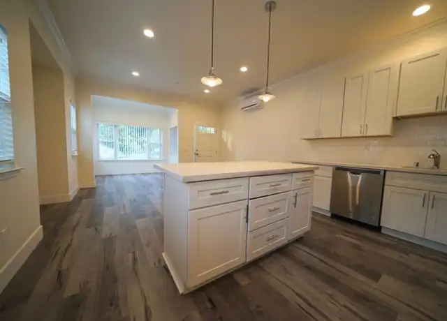 Property at 120 Arch St Unit 120, Redwood City, CA, 94062, 1 bed, 1 bath, [object Object]