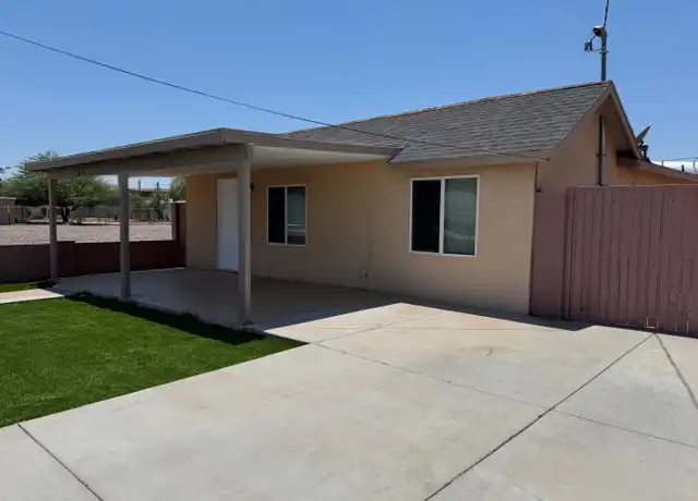 Property at 1116 S 10th St, Phoenix, AZ, 85034, 3 beds, 2 baths, [object Object]