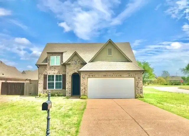 Property at 10 Green Hills Dr, Oakland, TN, 38060, 4 beds, 2.5 baths, [object Object]