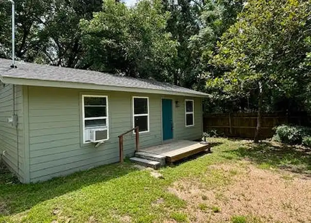 Property at 520 McGuire Ln, Huntsville, TX, 77340, 1 bed, 1 bath, [object Object]