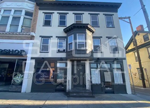 Property at 18 Baltimore St Unit 18E, Hanover, PA, 17331, 2 beds, 1 bath, [object Object]