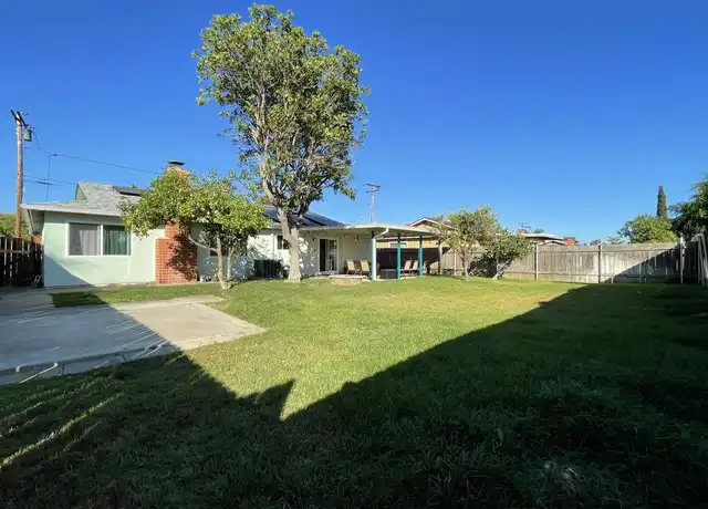Property at 889 Mills St, Escondido, CA, 92027, 4 beds, 2 baths, [object Object]