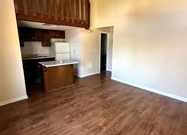 Property at 1419 Ascent Trl NW Unit d, Huntsville, AL, 35816, 1 bed, 1 bath, [object Object]