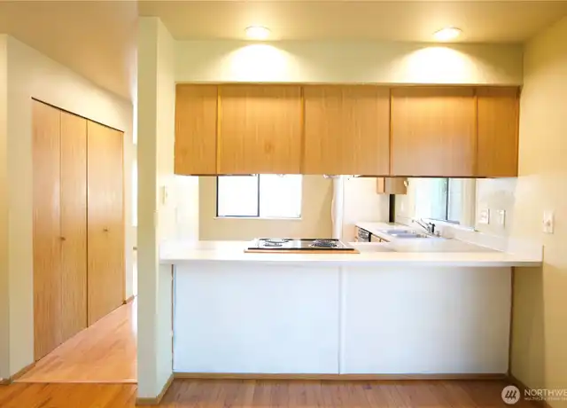 Property at 6142 115th Pl SE, Bellevue, WA, 98006, 3 beds, 2.5 baths, [object Object]