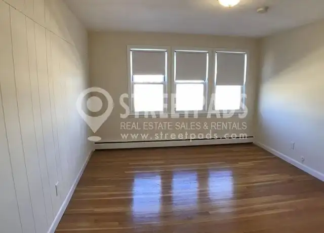 Property at 172 N Beacon St, Brighton, MA, 02135, 1 bed, 1 bath, [object Object]