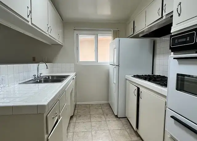 Property at 8423 Tuscany Ave, Playa del Rey, CA, 90293, 2 beds, 1.5 baths, [object Object]