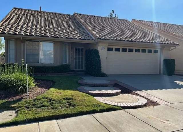 Photo of 991 Riviera Ave, Banning, CA 92220