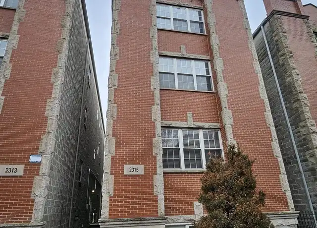 Property at 2315 W Harrison St, Chicago, IL, 60612, 2 beds, 1 bath, [object Object]