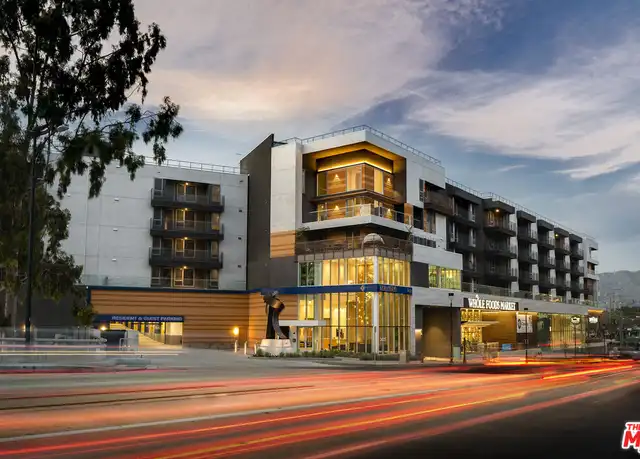 Property at 3425 W Olive Ave Unit 442, Burbank, CA, 91505, 1 bed, 1 bath, [object Object]