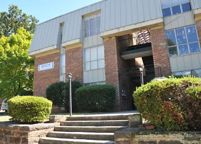 Property at 2829 10th Ave S Unit I, Birmingham, AL, 35205, 1 bed, 1 bath, [object Object]