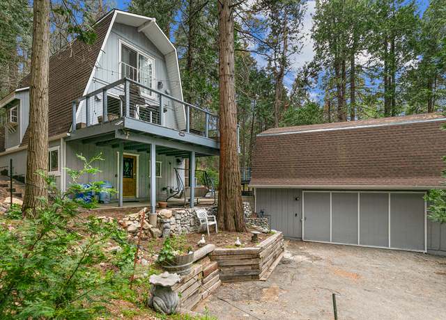 Photo of 24095 Lakeview Dr, Crestline, CA 92325
