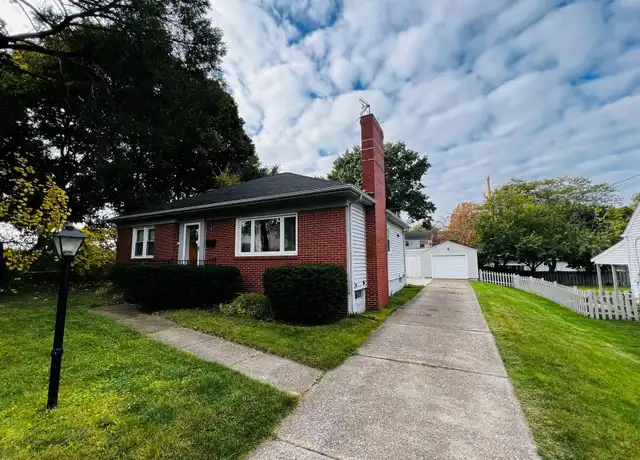 Property at 710 California Dr, Erie, PA, 16505, 2 beds, 1.5 baths, [object Object]