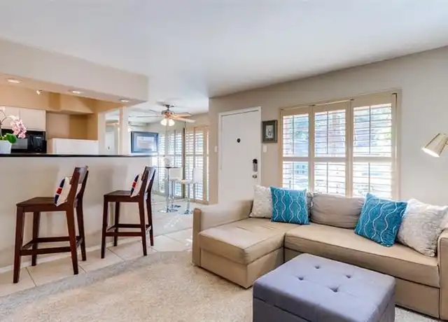 Property at 4215 Avondale Ave #210, Dallas, TX, 75219, 1 bed, 1 bath, [object Object]