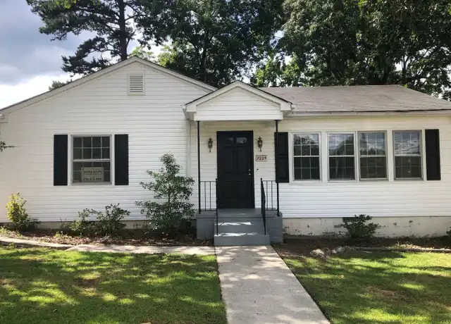 Property at 1229 Enota Ave NE, Gainesville, GA, 30501, 3 beds, 2 baths, [object Object]