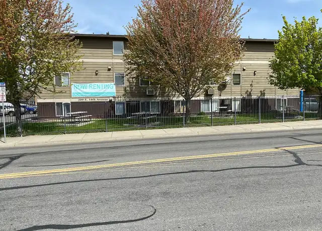 Property at Cascade Village - 206 E 15th Ave, Ellensburg, WA, 98926, 1-2 bed, 1 bath, [object Object]