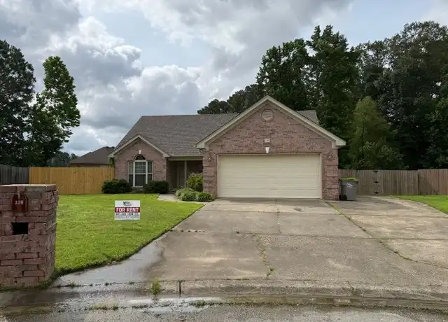 Property at 338 Madison Village Dr, Benton, AR, 72015, 3 beds, 2 baths, [object Object]