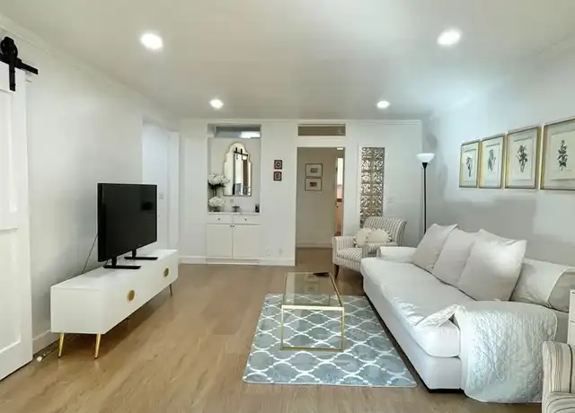 Property at 10600 Eastborne Ave #6, Los Angeles, CA, 90024, 1 bed, 1 bath, [object Object]
