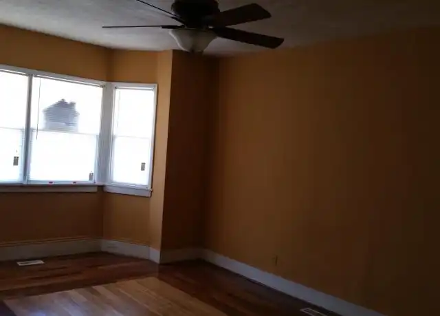 Property at 2314 Chestnut Ave, Newport News, VA, 23607, 2 beds, 1 bath, [object Object]