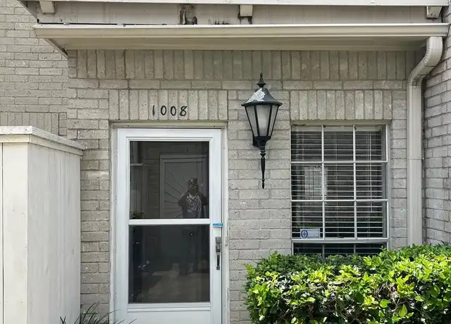 Property at 3800 Tanglewilde St #1008, Houston, TX, 77063, 2 beds, 2.5 baths, [object Object]