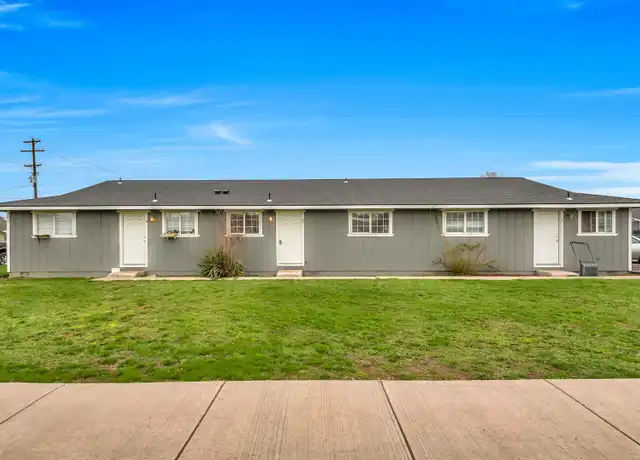 Property at 960 NW Ewen St Unit 2, Prineville, OR, 97754, 2 beds, 1 bath, [object Object]