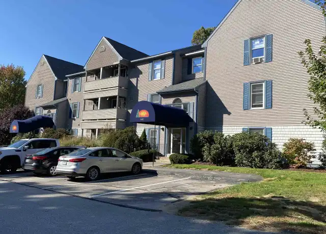 Property at 175 Eastern Ave #301, Manchester, NH, 03104, 2 beds, 1 bath, [object Object]