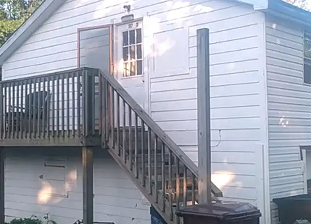 Property at 117 Waterford St, Edinboro, PA, 16412, 1 bed, 1 bath, [object Object]