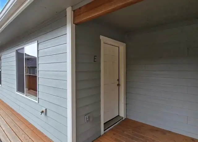 Property at 170 SW Strawberry Ln, Waldport, OR, 97394, 2 beds, 1 bath, [object Object]