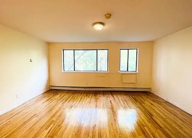 Property at 67 Cooper St Unit 3A, New York, NY, 10034, 2 beds, 1 bath, [object Object]
