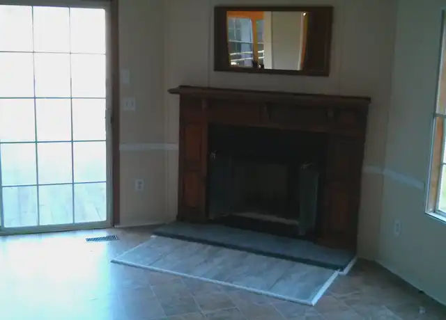 Property at 359 E Midland Ave Unit 359, Winder, GA, 30680, 4 beds, 3 baths, [object Object]