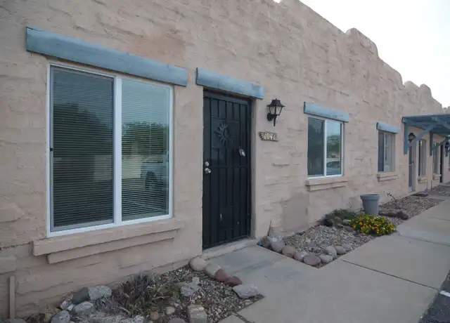 Property at 1041 E Halcyon Rd, Tucson, AZ, 85719, 2 beds, 1 bath, [object Object]