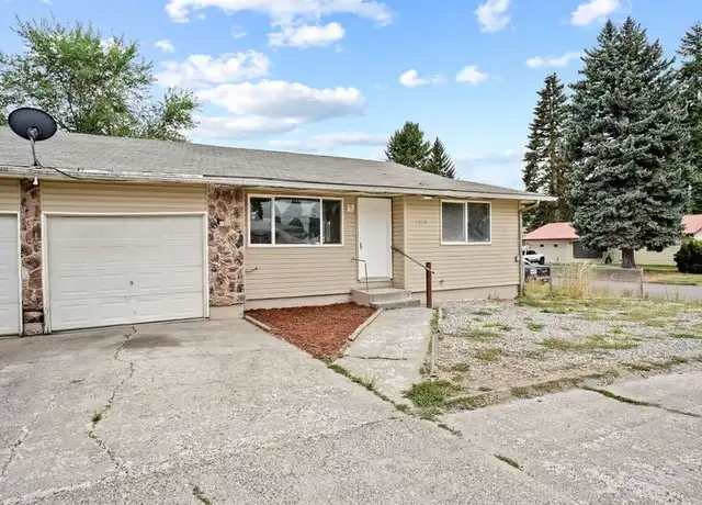 Property at 1910 N 8th St, Coeur D Alene, ID, 83814, 2 beds, 1 bath, [object Object]