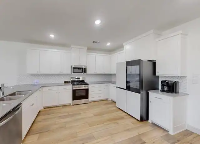 Property at 2812 Bluejack Rd, McKinney, TX, 75071, 2 beds, 2.5 baths, [object Object]
