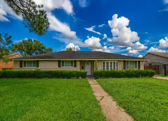 Property at 5951 Beaudry Dr, Houston, TX, 77035, 4 beds, 2 baths, [object Object]