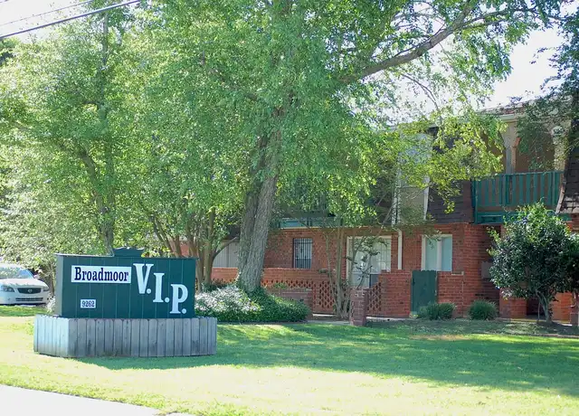Property at Broadmoor VIP Apartments - 9262 Florida Blvd, Baton Rouge, LA, 70815, 2 beds, 2 baths, [object Object]