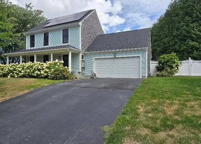 Property at 18 John Kesson Ln, Middletown, RI, 02842, 3 beds, 1.5 baths, [object Object]
