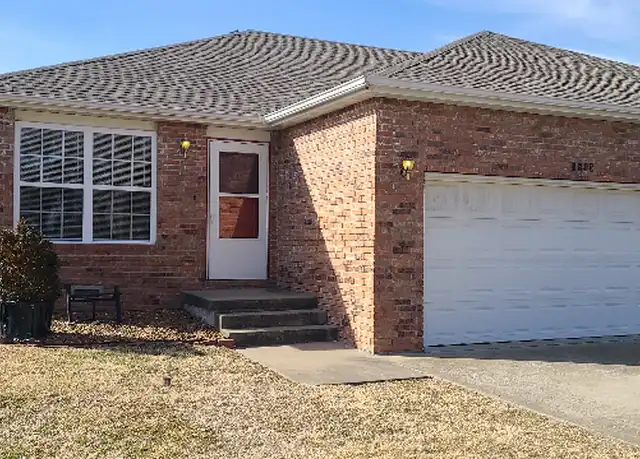 Property at 1515 Canton Ave, Bolivar, MO, 65613, 2 beds, 2 baths, [object Object]
