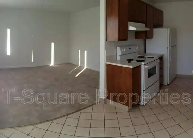 Property at 5804 Highway Pl Unit 10, Everett, WA, 98203, 1 bed, 1 bath, [object Object]