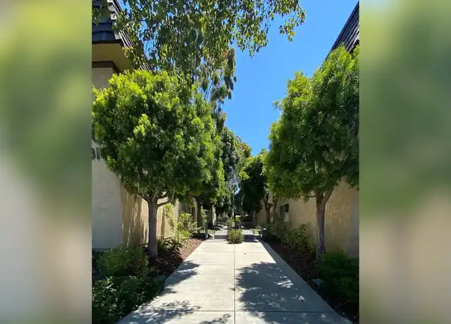Property at Parkwood Gardens - 1800 Gina Dr, Oxnard, CA, 93030, 1-2 bed, 1 bath, [object Object]