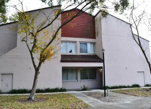Property at 4527 Lakeway Dr Unit 3107, Orlando, FL, 32839, 1 bed, 1 bath, [object Object]