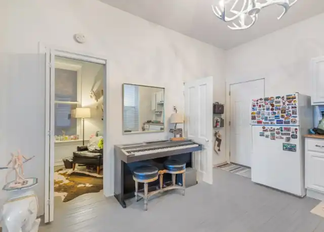Property at 1311 W Ohio St, Chicago, IL, 60642, 1 bed, 1 bath, [object Object]