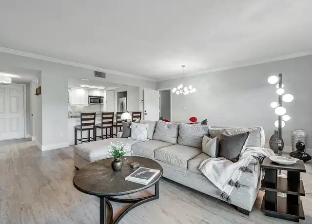 Property at 11863 Wimbledon Cir #445, Wellington, FL, 33414, 1 bed, 1 bath, [object Object]