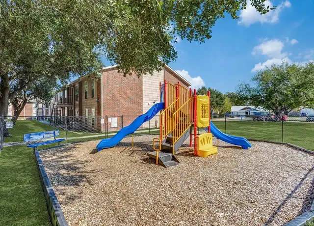 Photo of 1100 Willow Springs Rd, Killeen, TX 76549