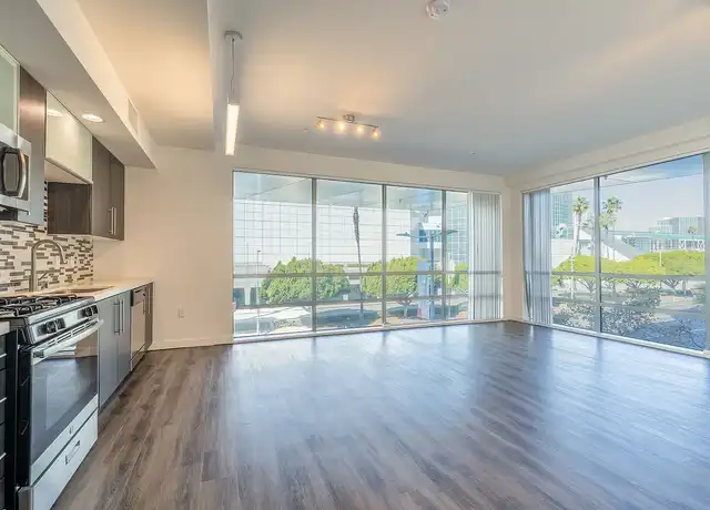 Property at 1400 FIG Apartments - 1400 S Figueroa St, Los Angeles, CA, 90015, 2 beds, 2 baths, [object Object]