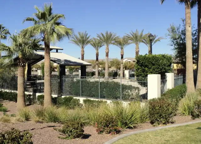 Property at 2273 E Huntington Dr, Phoenix, AZ, 85040, 2 beds, 2 baths, [object Object]