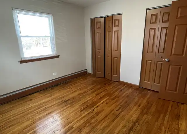 Property at 325 Maria Ave Unit 4, St Paul, MN, 55106, 1 bed, 1 bath, [object Object]